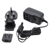Fast Charging Power adapter with USB Port delivered with multiplug (EU/UK/US; no USB-Cable included)